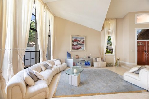 House in Boca Raton, Florida 4 bedrooms, 297.94 sq.m. № 2069559 - photo 14