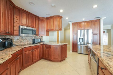 House in Boca Raton, Florida 4 bedrooms, 297.94 sq.m. № 2069559 - photo 27