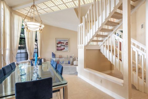 House in Boca Raton, Florida 4 bedrooms, 297.94 sq.m. № 2069559 - photo 17