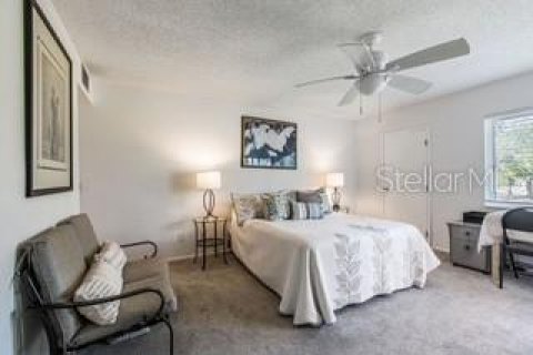 Condo in Oldsmar, Florida, 2 bedrooms  № 2234930 - photo 17