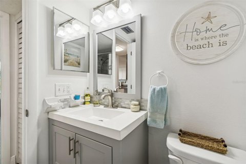 Condo in Oldsmar, Florida, 2 bedrooms  № 2234930 - photo 20
