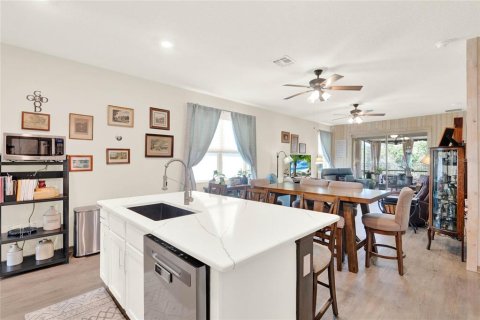 Villa ou maison à vendre à Clermont, Floride: 3 chambres, 150.59 m2 № 1518465 - photo 3