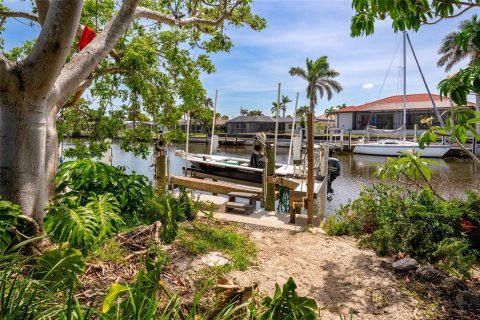 Casa en venta en Punta Gorda, Florida, 3 dormitorios, 259.29 m2 № 1843854 - foto 27
