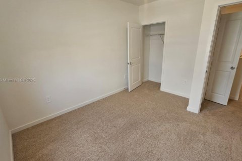 Townhouse in Florida City, Florida 3 bedrooms № 1858868 - photo 22