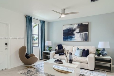 Townhouse in Florida City, Florida 3 bedrooms № 1858868 - photo 5