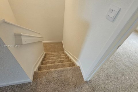 Townhouse in Florida City, Florida 3 bedrooms № 1858868 - photo 20