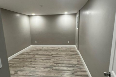 Villa ou maison à louer à Palm Springs, Floride: 2 chambres, 61.32 m2 № 2367845 - photo 15