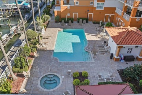 Copropriété à vendre à Tierra Verde, Floride: 3 chambres, 204.48 m2 № 2437185 - photo 10