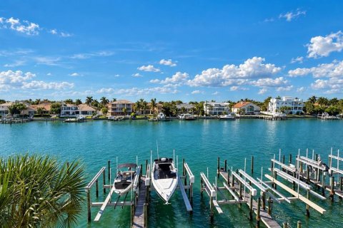 Condo à Tierra Verde, Floride, 3 chambres  № 2437185