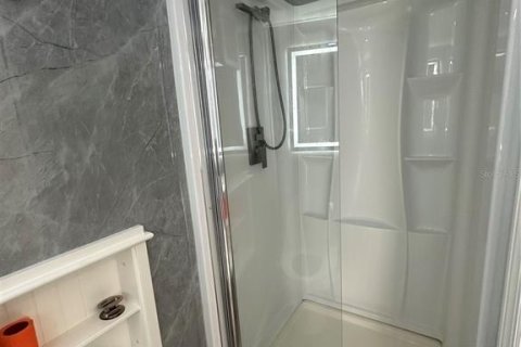 Apartment in Saint Petersburg, Florida 4 rooms, 22.3 sq.m. № 1894833 - photo 6
