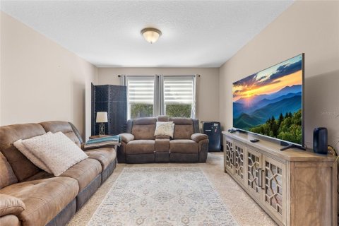 House in Kissimmee, Florida 4 bedrooms, 260.87 sq.m. № 1883971 - photo 17