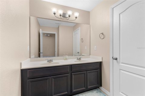 House in Kissimmee, Florida 4 bedrooms, 260.87 sq.m. № 1883971 - photo 19