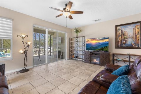 House in Kissimmee, Florida 4 bedrooms, 260.87 sq.m. № 1883971 - photo 6