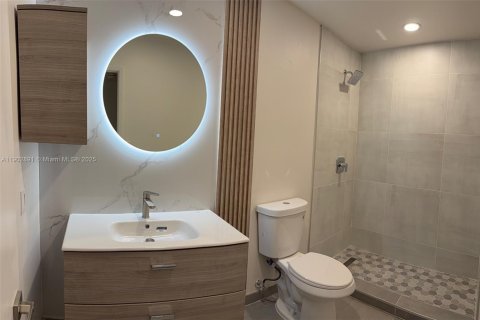 Condo in Doral, Florida, 3 bedrooms  № 1954107 - photo 14