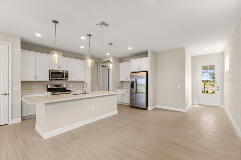 House in Sarasota, Florida 3 bedrooms, 168.15 sq.m. № 2095977 - photo 9