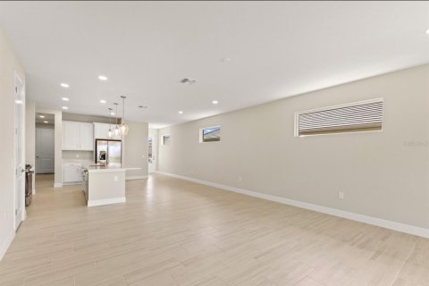 House in Sarasota, Florida 3 bedrooms, 168.15 sq.m. № 2095977 - photo 18