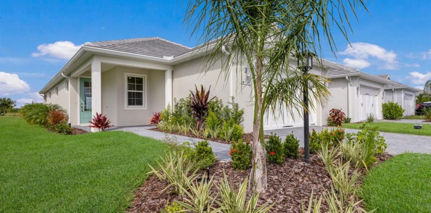 House in Sarasota, Florida 3 bedrooms, 168.15 sq.m. № 2095977