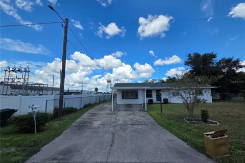 Casa en alquiler en Winter Haven, Florida, 4 dormitorios, 173.54 m2 № 1915725 - foto 2