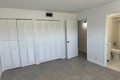 Copropriété à louer à Hollywood, Floride: 1 chambre, 63.92 m2 № 1999539 - photo 24