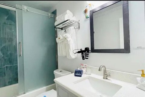 Villa ou maison à louer à Largo, Floride: 3 chambres, 131.74 m2 № 2420280 - photo 18