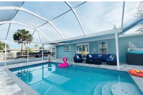 Villa ou maison à louer à Largo, Floride: 3 chambres, 131.74 m2 № 2420280 - photo 8