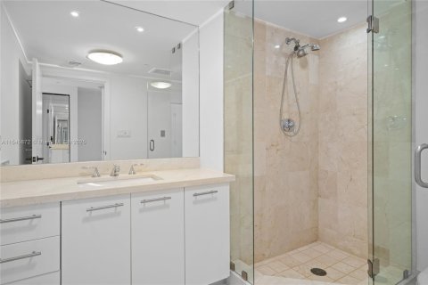 Купить кондоминиум в Майами-Бич, Флорида 2 спальни, 102.47м2, № 2014969 - фото 27