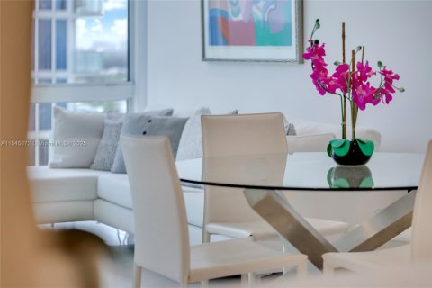 Купить кондоминиум в Майами-Бич, Флорида 2 спальни, 102.47м2, № 2014969 - фото 7