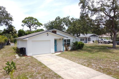 House in Port Orange, Florida 2 bedrooms, 96.8 sq.m. № 1865997 - photo 2