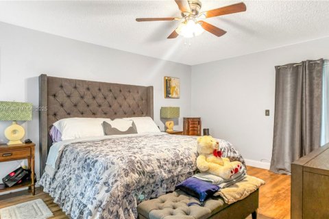 Villa ou maison à vendre à Lauderhill, Floride: 2 chambres, 117.06 m2 № 2082215 - photo 20