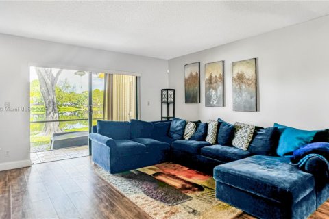 Villa ou maison à vendre à Lauderhill, Floride: 2 chambres, 117.06 m2 № 2082215 - photo 13