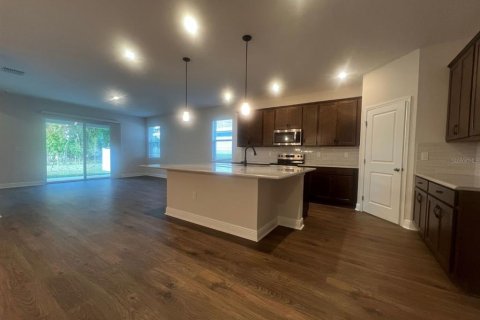 House in Minneola, Florida 4 bedrooms, 249.72 sq.m. № 1613104 - photo 6