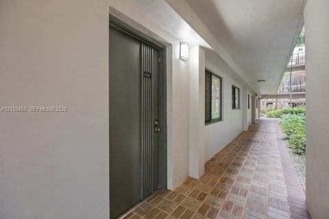 Copropriété à vendre à Miami, Floride: 3 chambres, 96.62 m2 № 2400650 - photo 20