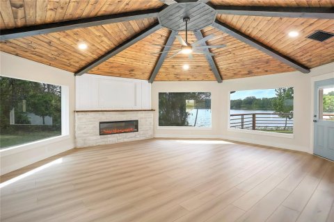 House in Apopka, Florida 5 bedrooms, 408.31 sq.m. № 1654286 - photo 5
