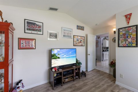 Villa ou maison à vendre à Bradenton, Floride: 4 chambres, 156.54 m2 № 1880654 - photo 19