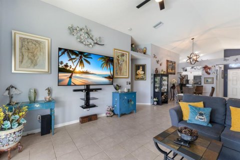Villa ou maison à vendre à Bradenton, Floride: 4 chambres, 156.54 m2 № 1880654 - photo 27