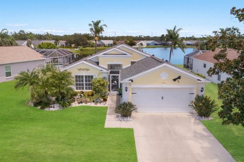 Villa ou maison à vendre à Bradenton, Floride: 4 chambres, 156.54 m2 № 1880654 - photo 1