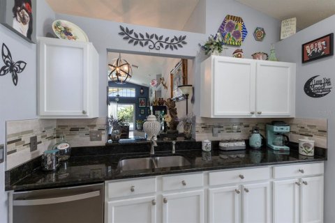 Villa ou maison à vendre à Bradenton, Floride: 4 chambres, 156.54 m2 № 1880654 - photo 10