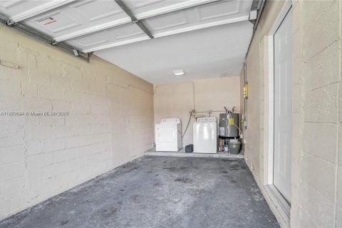 Casa en alquiler en Hollywood, Florida, 2 dormitorios, 108.14 m2 № 1929355 - foto 30