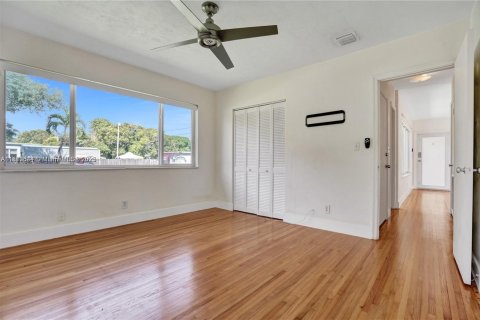 Villa ou maison à louer à Hollywood, Floride: 2 chambres, 108.14 m2 № 1929355 - photo 29