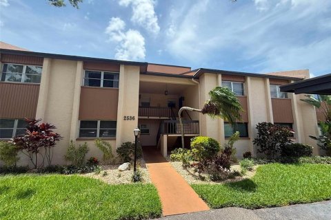 Condo in Sarasota, Florida, 2 bedrooms № 2272895