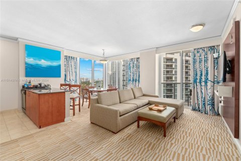 Condominio en venta en Sunny Isles Beach, Florida, 1 dormitorio, 94.85 m2 № 1961249 - foto 5