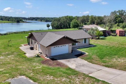 Casa en venta en Weirsdale, Florida, 3 dormitorios, 130.06 m2 № 1743325 - foto 2