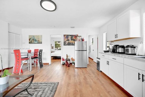 Immobilier commercial à vendre à North Miami, Floride: 351.54 m2 № 1748072 - photo 20