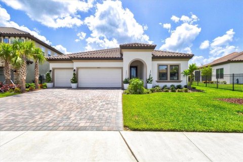 House in Parrish, Florida 4 bedrooms, 235.69 sq.m. № 2230492 - photo 6
