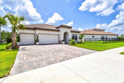 House in Parrish, Florida 4 bedrooms, 235.69 sq.m. № 2230492 - photo 14
