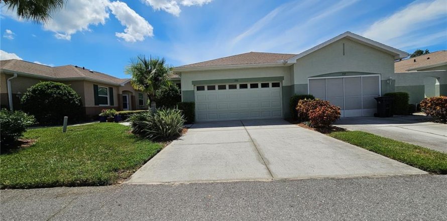 Condo à Sun City Center, Floride, 2 chambres  № 2221571