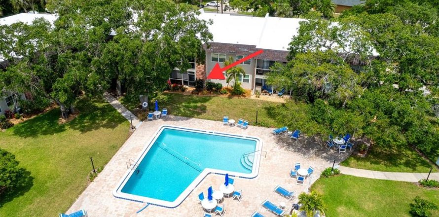 Condominio en New Smyrna Beach, Florida, 2 dormitorios № 2101941