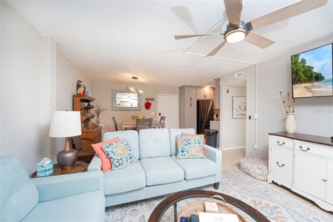 Condominio en venta en New Smyrna Beach, Florida, 2 dormitorios, 77.85 m2 № 2101941 - foto 4