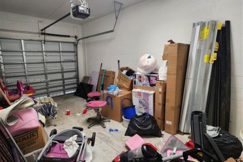 Townhouse in Homestead, Florida 3 bedrooms, 143.26 sq.m. № 1986816 - photo 14