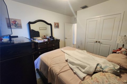 Townhouse in Homestead, Florida 3 bedrooms, 143.26 sq.m. № 1986816 - photo 28